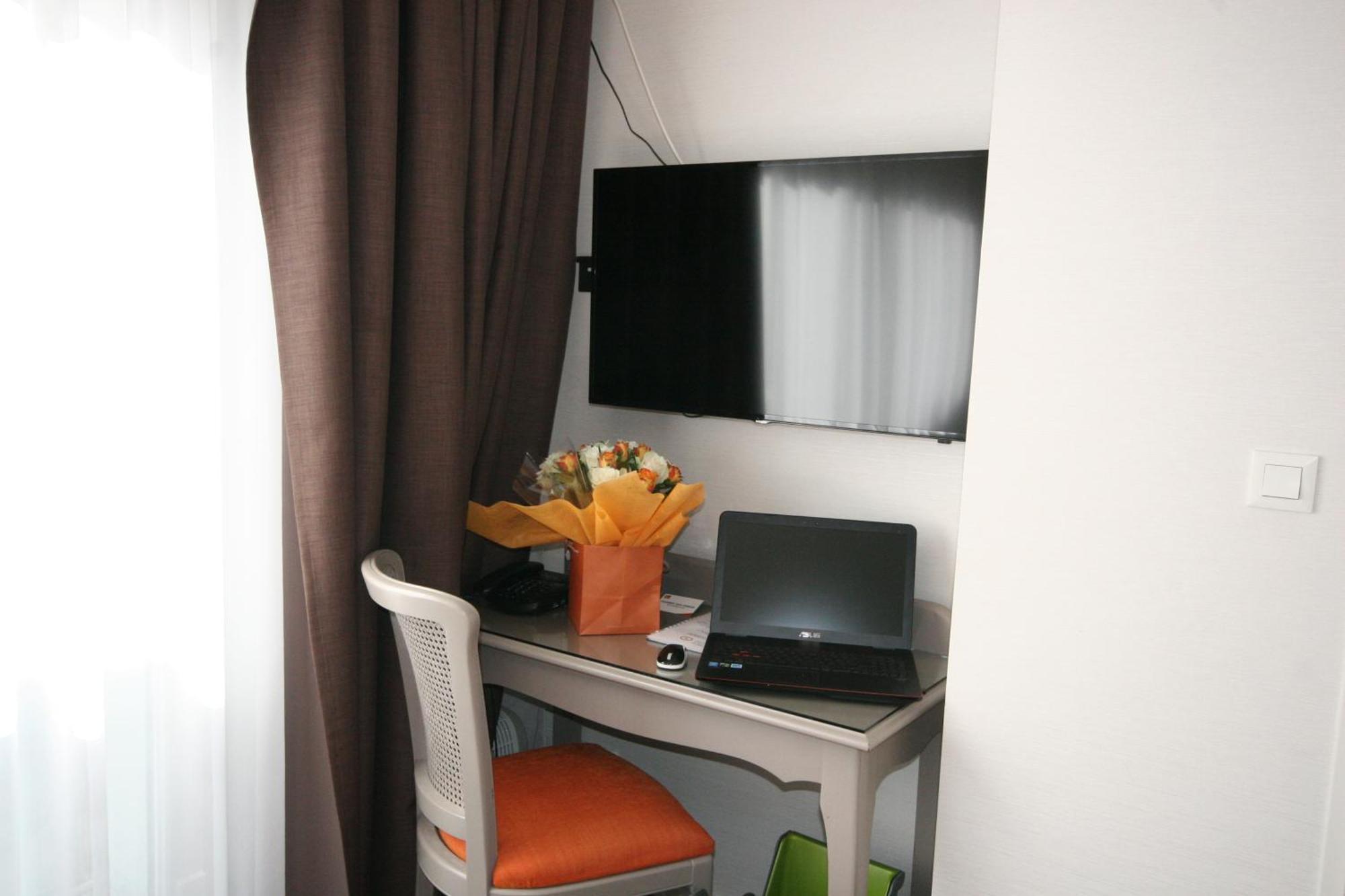 Hotel De La Gare Troyes Centre Eksteriør bilde